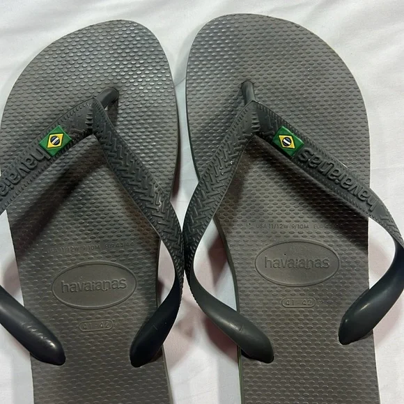 Havaianas flip flops 11/12 women’s 9/10 men’s - Picture 4 of 7